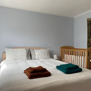  Appartement Morden Flat Close To Dlr Station With Free Parking